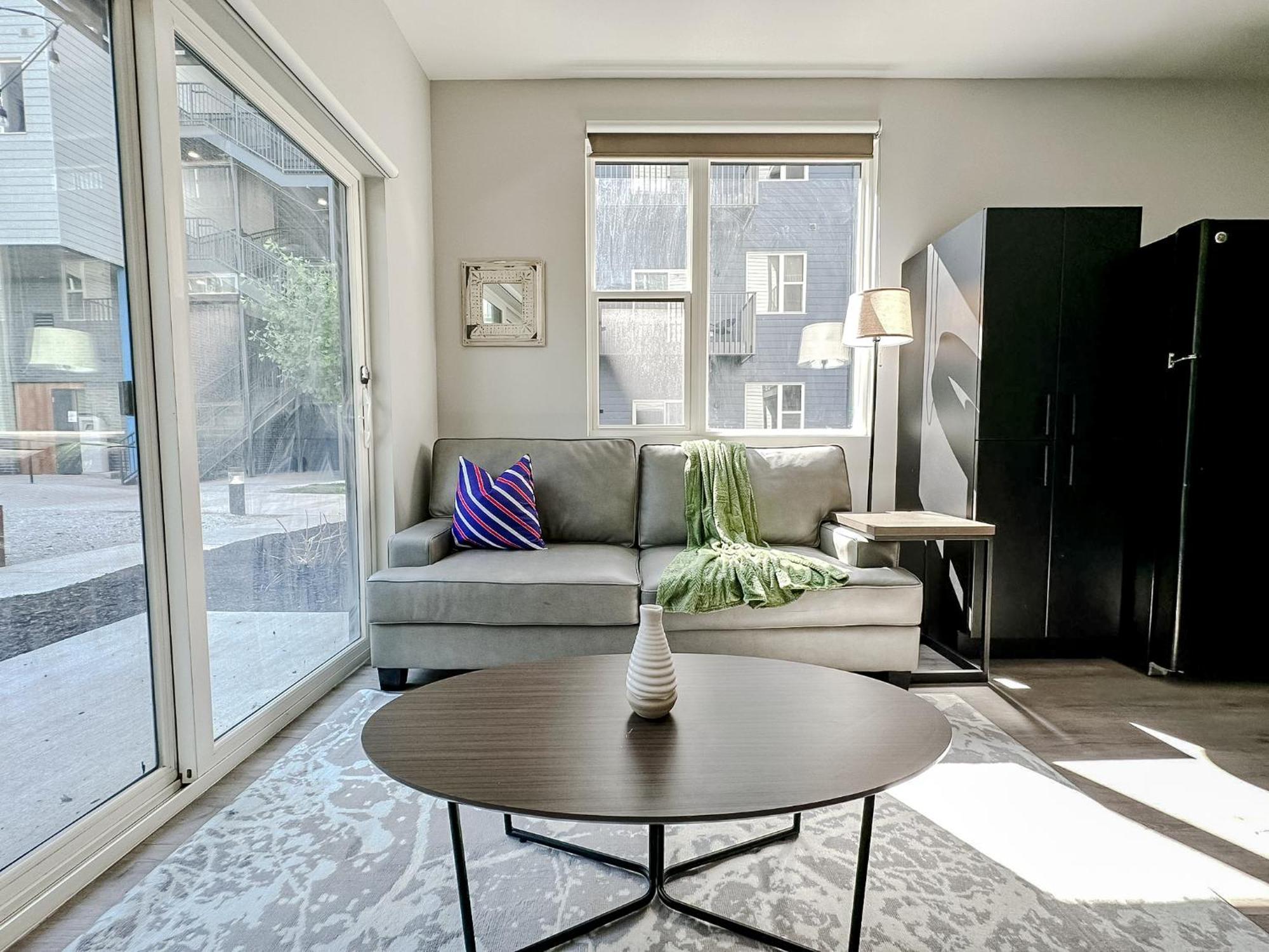 Sleepover 1Bd 1Ba Omaha Apartments Экстерьер фото